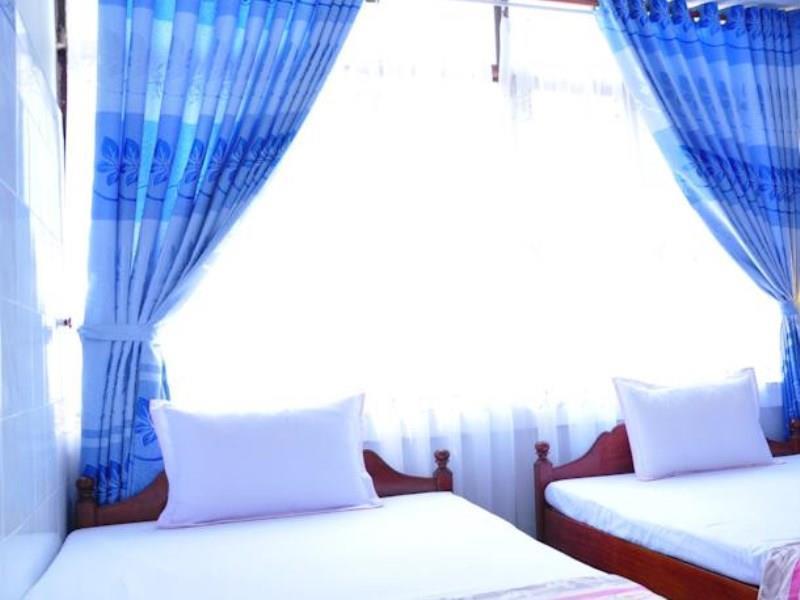 Anh Linh 1 Hotel Dong Hoi Exterior photo