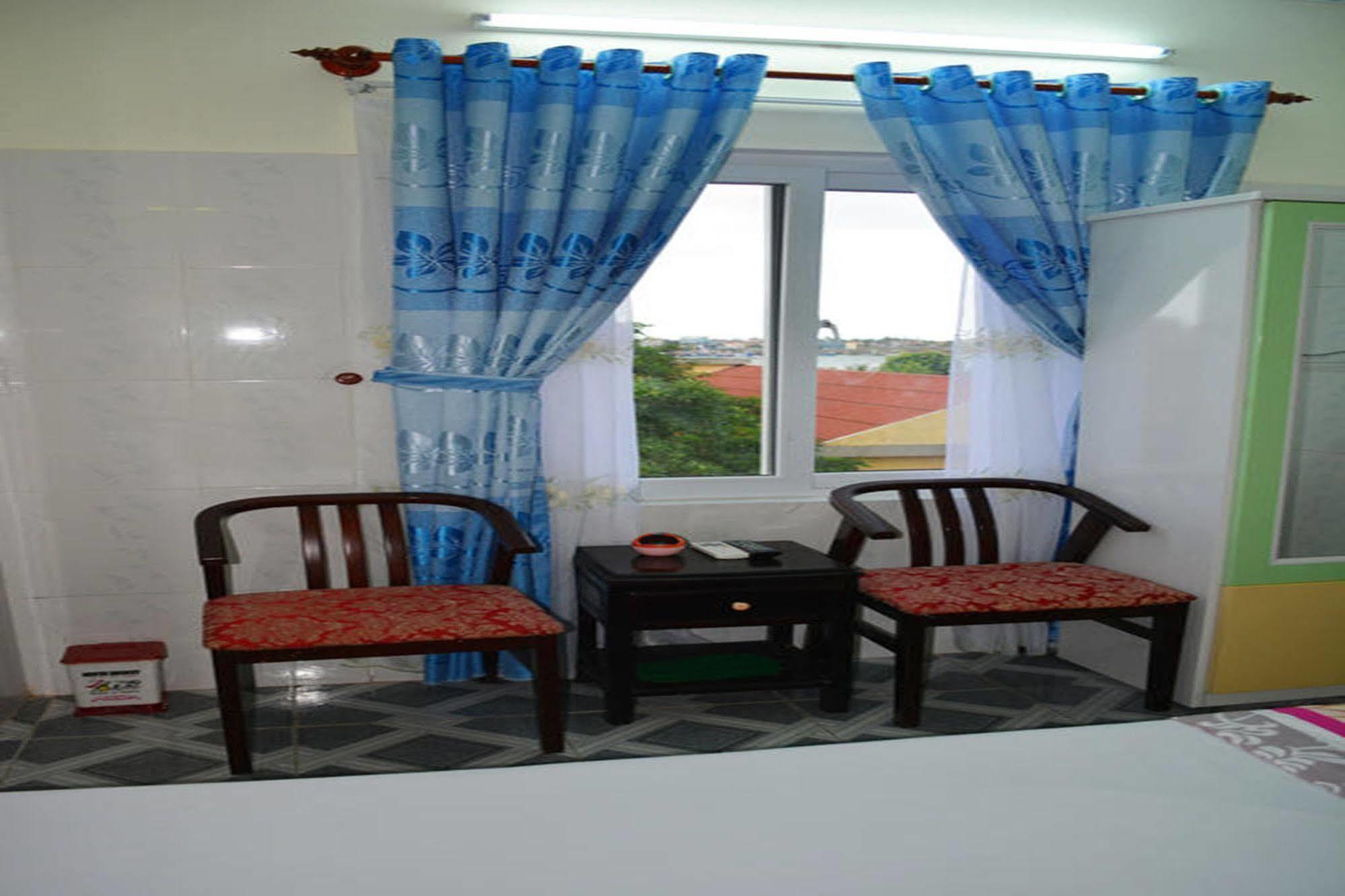 Anh Linh 1 Hotel Dong Hoi Exterior photo