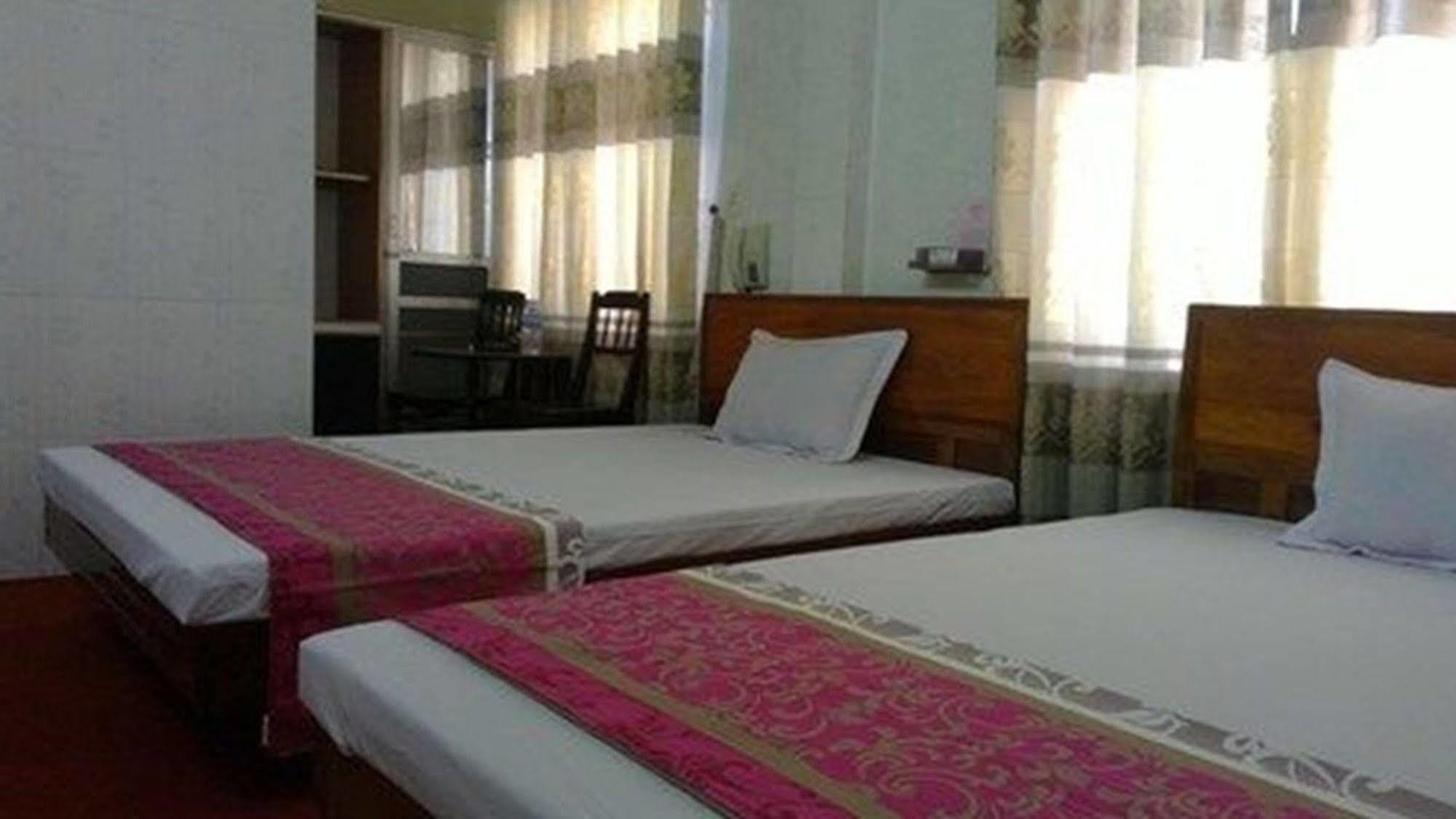 Anh Linh 1 Hotel Dong Hoi Exterior photo